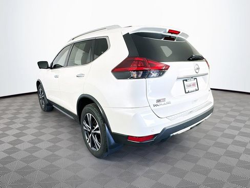 Used 2020 Nissan Rogue SV w/ Premium Package AWD/4WD image 7