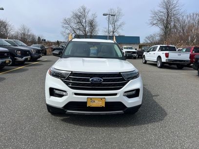 Certified 2023 Ford Explorer XLT w/ Equipment Group 202A