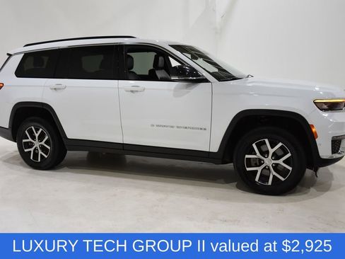Used 2024 Jeep Grand Cherokee L Limited w/ Luxury Tech Group II image 3