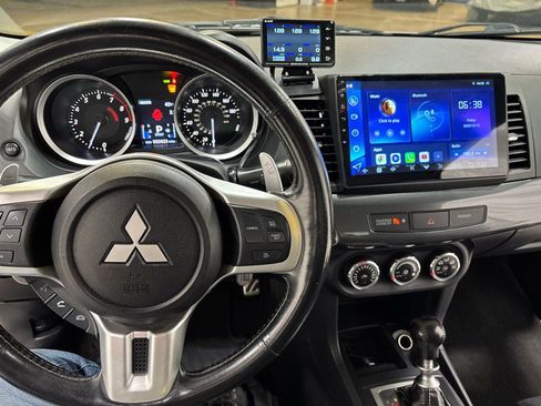 Used 2010 Mitsubishi Lancer Evolution SE image 26