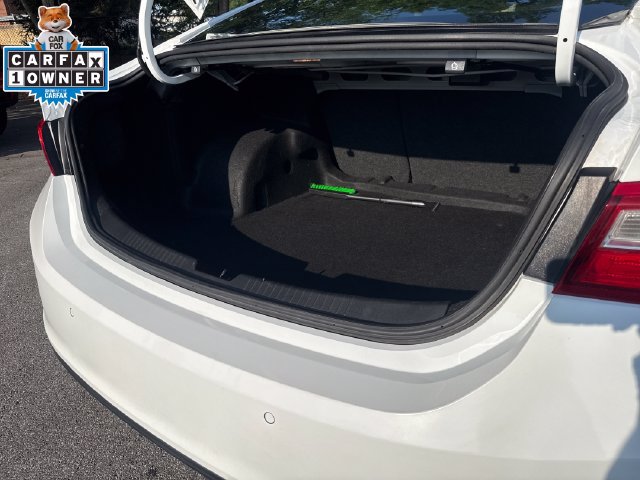 Used 2024 Chevrolet Malibu LT FWD image 9