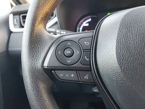 Used 2023 Toyota RAV4 XLE image 21