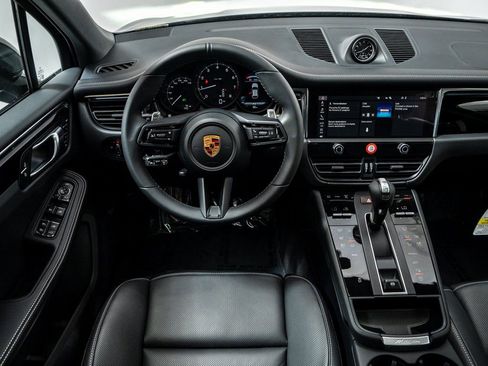 New 2026 Porsche Macan AWD/4WD image 14