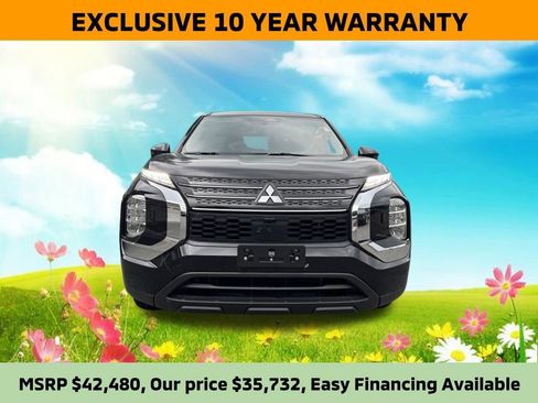 New 2025 Mitsubishi Outlander ES image 2