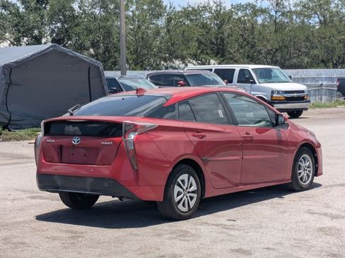 Used 2016 Toyota Prius Four w/ Advanced Technology Package FWD image 5
