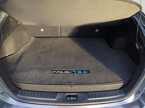 Used 2017 Toyota Prius Prime Plus image 6