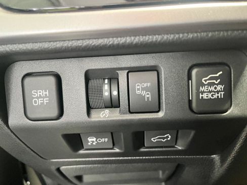 Used 2018 Subaru Forester 2.5i Touring AWD/4WD image 53