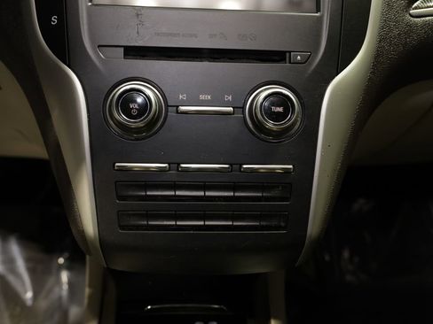 Used 2017 Lincoln MKC Reserve image 25