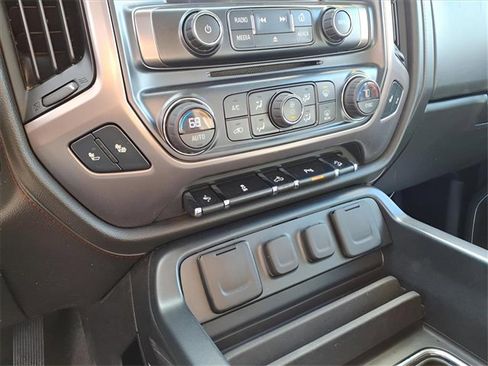 Used 2018 GMC Sierra 1500 SLT image 18