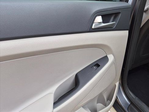 Used 2019 Hyundai Tucson SEL FWD image 23
