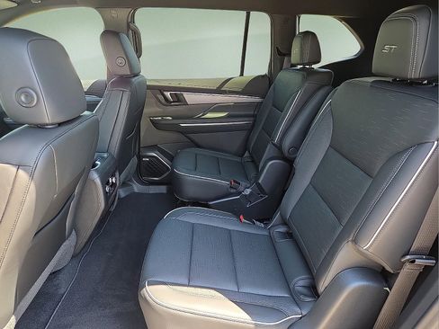 New 2026 Buick Enclave Sport Touring w/ Power Package FWD image 11