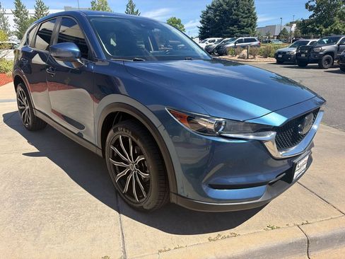 Used 2018 MAZDA CX-5 Touring w/ Preferred Equipment Package FWD image 4