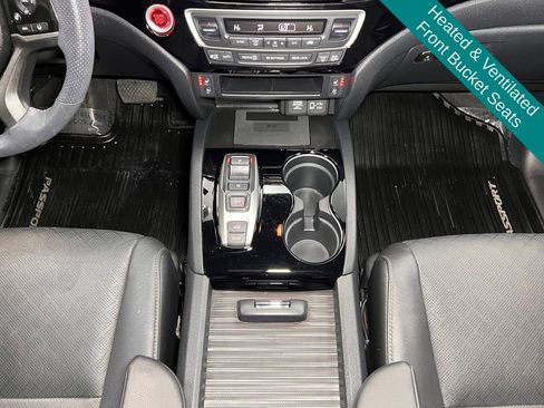 Used 2022 Honda Passport Elite image 9