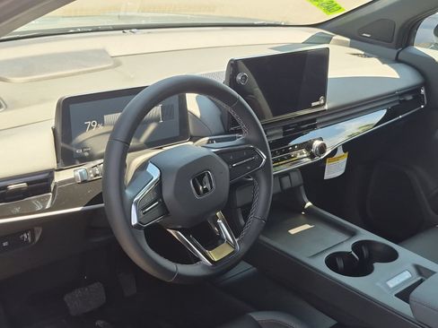 New 2026 Honda Prologue Touring image 2