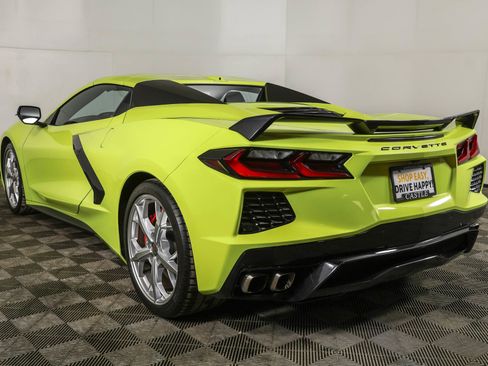 Used 2021 Chevrolet Corvette Stingray w/ Z51 Performance Package image 19