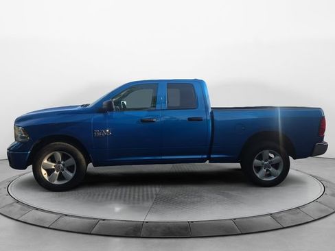 Used 2024 RAM 1500 Classic SLT AWD/4WD image 2