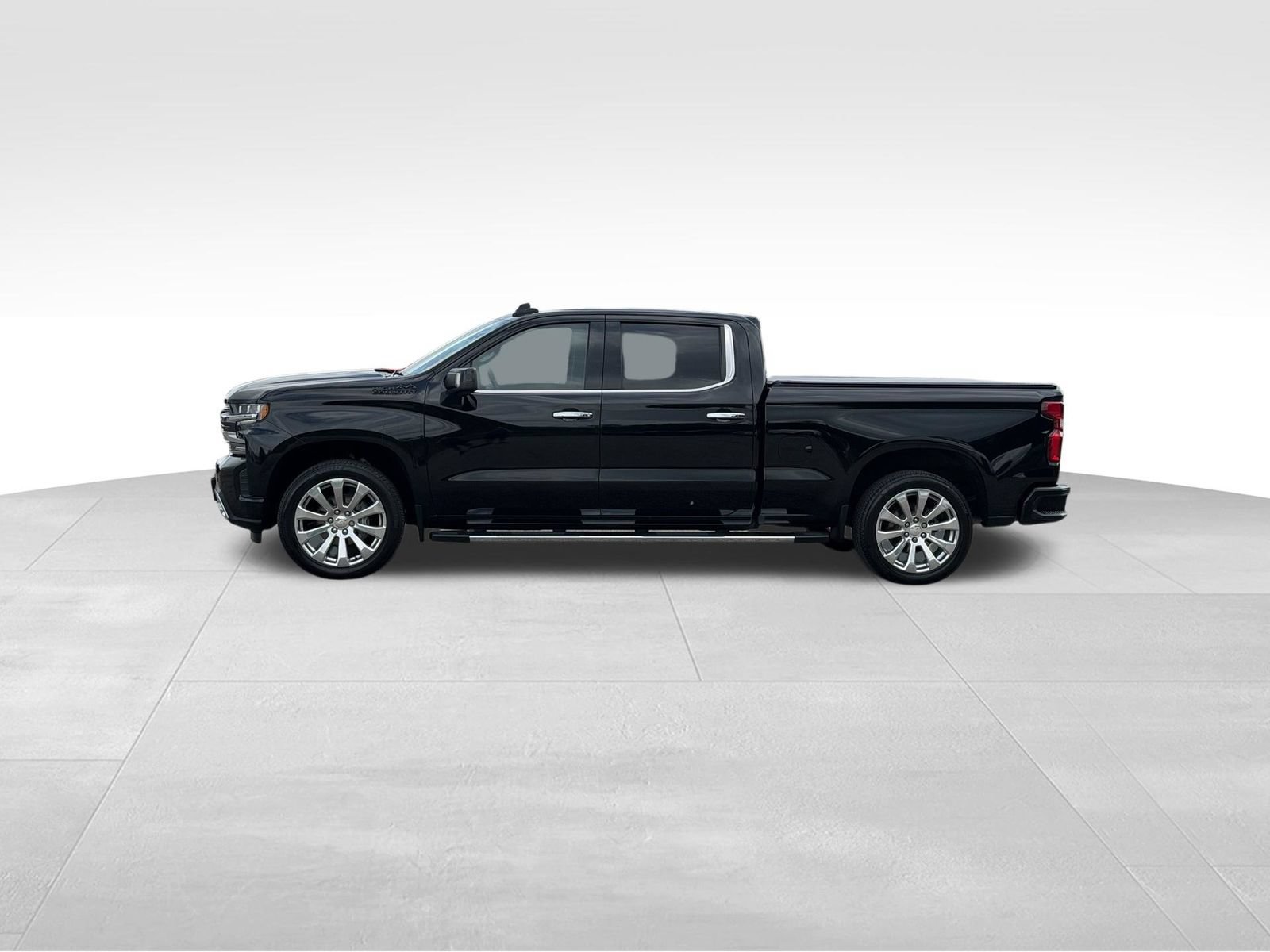 Used 2022 Chevrolet Silverado 1500 High Country w/ LPO, Dark Essentials Package AWD/4WD image 5