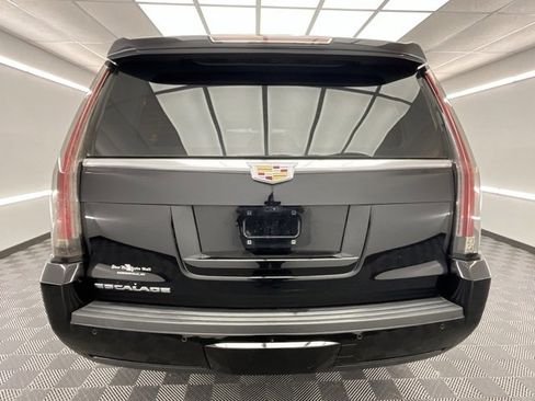 Used 2020 Cadillac Escalade ESV Platinum image 24