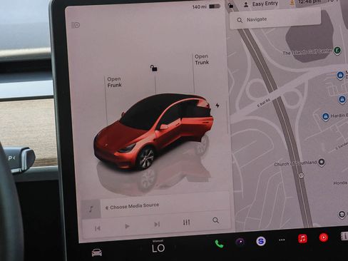 Used 2023 Tesla Model Y Long Range image 16