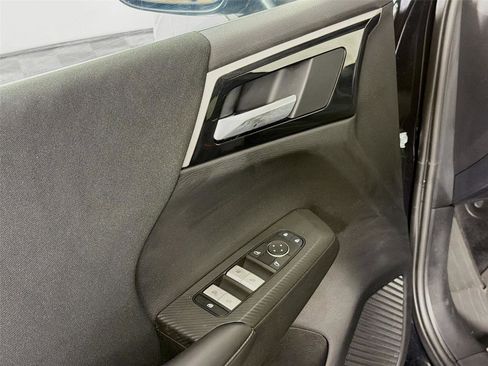 Used 2025 Mitsubishi Outlander ES AWD/4WD image 18