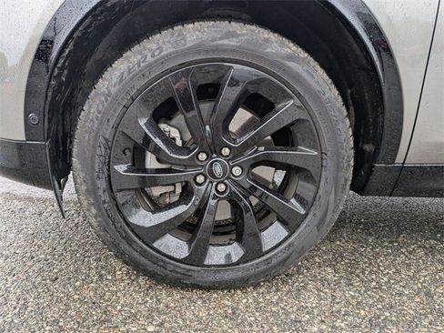 Used 2024 Land Rover Discovery Sport Dynamic SE image 21