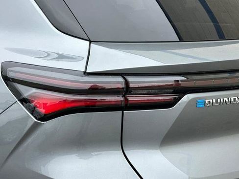 New 2026 Chevrolet Equinox EV LT FWD image 37