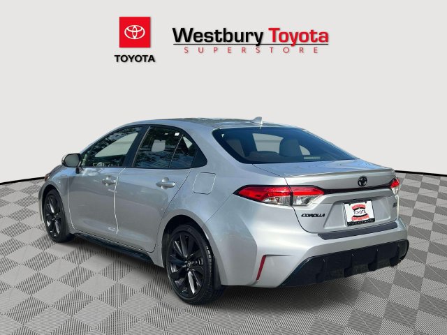 Certified 2023 Toyota Corolla SE w/ Carpet Mat Package (TMS) FWD image 11