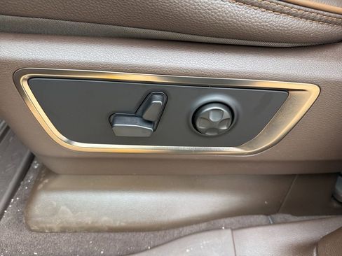 New 2026 RAM 1500 Limited AWD/4WD image 18