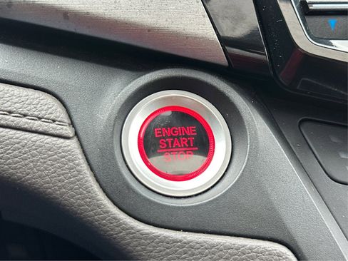 Used 2018 Honda Odyssey EX-L image 48