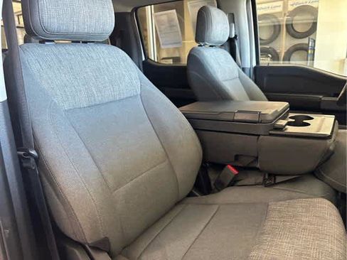 Used 2021 Ford F150 XLT image 37