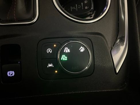 Used 2024 Chevrolet Traverse RS w/ LPO, Floor Liner Package AWD/4WD image 39