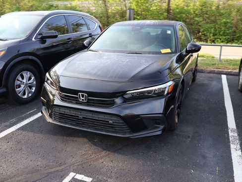 Certified 2023 Honda Civic Sport image 3