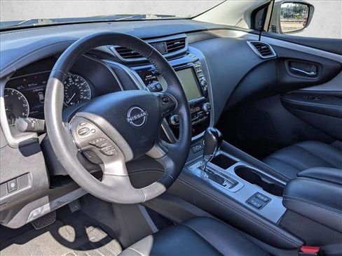Used 2023 Nissan Murano SV image 10