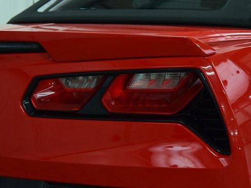 Used 2014 Chevrolet Corvette Stingray Convertible w/ 2LT Preferred Equipment Group image 21