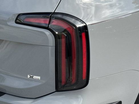 Used 2024 Kia Telluride SX Prestige X-Line AWD/4WD image 10