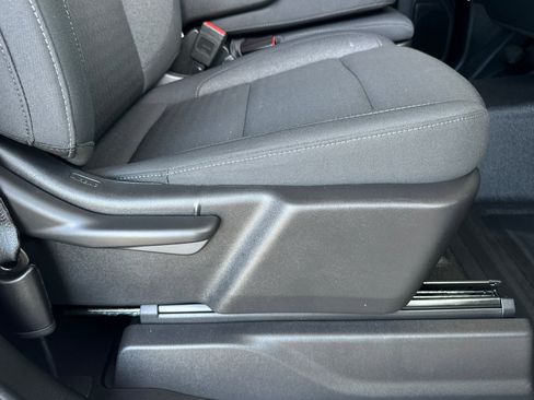 Certified 2025 GMC Sierra 1500 Pro w/ Convenience Package image 19