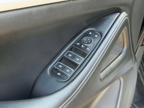 Used 2025 INFINITI QX60 Pure w/ Cargo Package AWD/4WD image 28