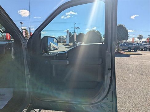 Used 2019 Ford F150 XLT w/ Equipment Group 302A Luxury image 32