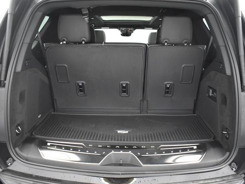 New 2026 Cadillac Escalade Sport w/ LPO, ONYX Package AWD/4WD image 32