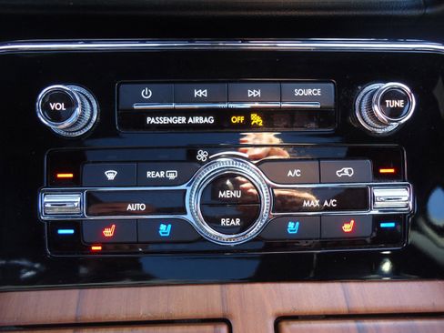 Used 2019 Lincoln Navigator Reserve image 20