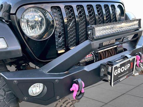 Used 2020 Jeep Gladiator Sport w/ Quick Order Package 24S AWD/4WD image 29