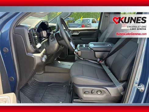 New 2026 GMC Sierra 1500 Elevation w/ Elevation Select Package AWD/4WD image 13