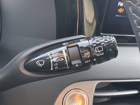 Certified 2025 Hyundai Palisade Limited AWD/4WD image 15