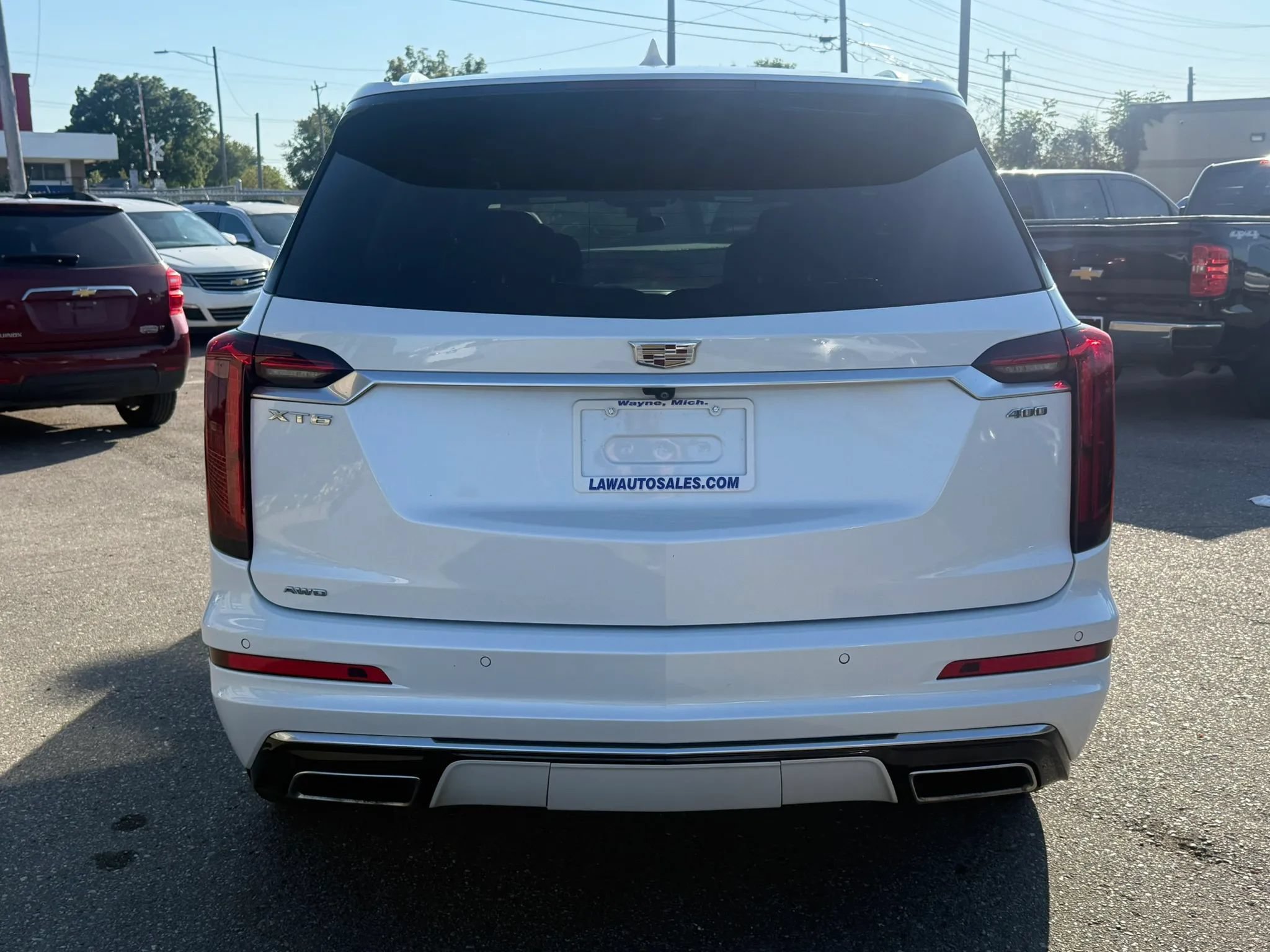 Used 2021 Cadillac XT6 Premium Luxury w/ LPO, Floor Liner Package AWD/4WD image 4