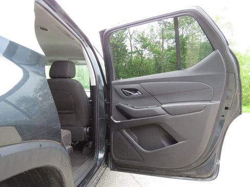 Used 2018 Chevrolet Traverse LT AWD/4WD image 15