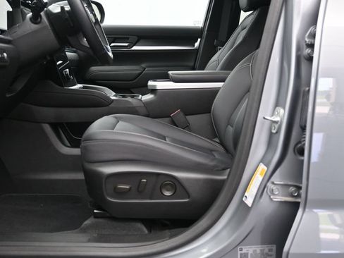 Certified 2026 GMC Terrain Elevation w/ Elevation Premium Package FWD image 22