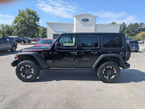 Used 2025 Jeep Wrangler Unlimited Rubicon AWD/4WD image 6