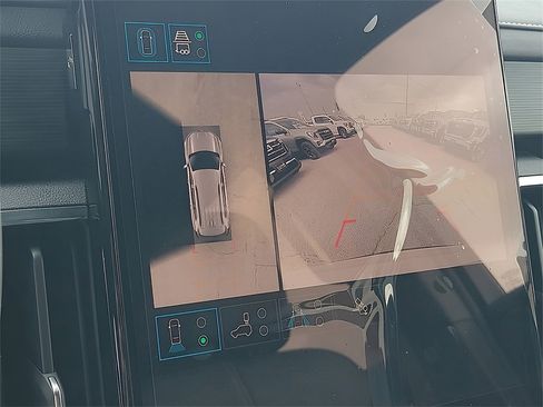 New 2026 GMC Acadia Elevation w/ Elevation Premium Package image 18