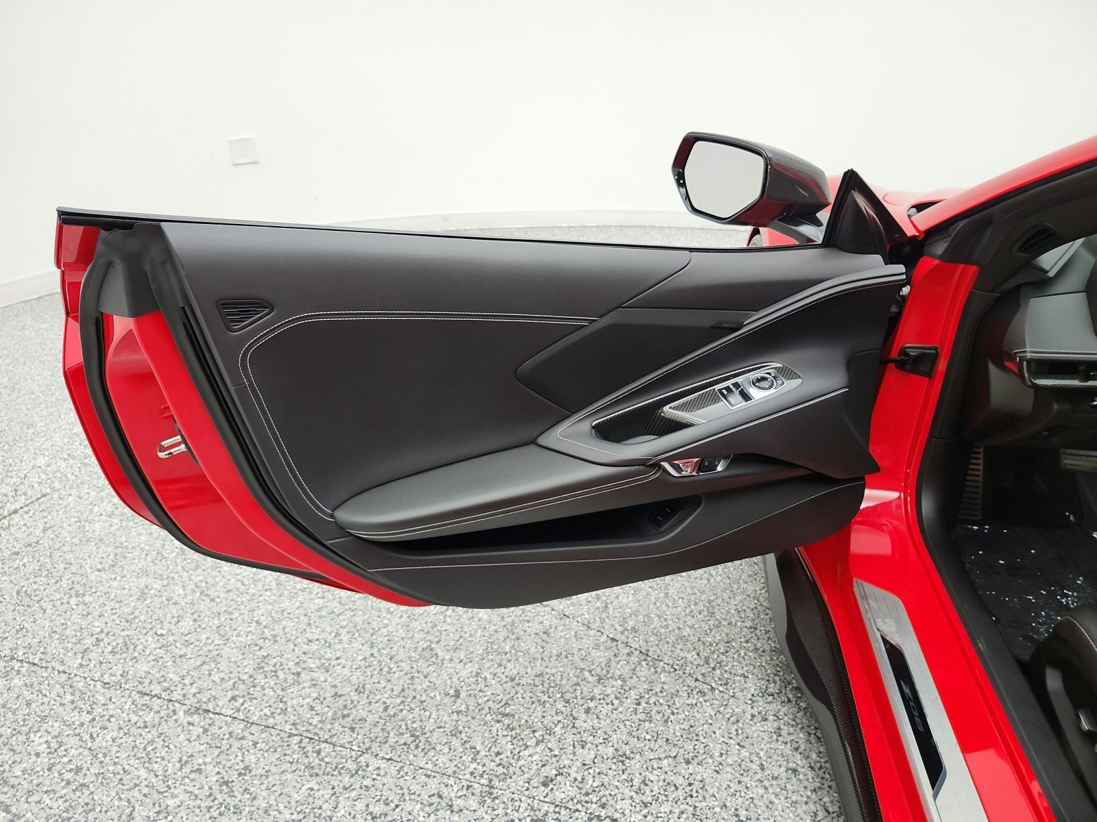 Used 2023 Chevrolet Corvette Z06 RWD image 15
