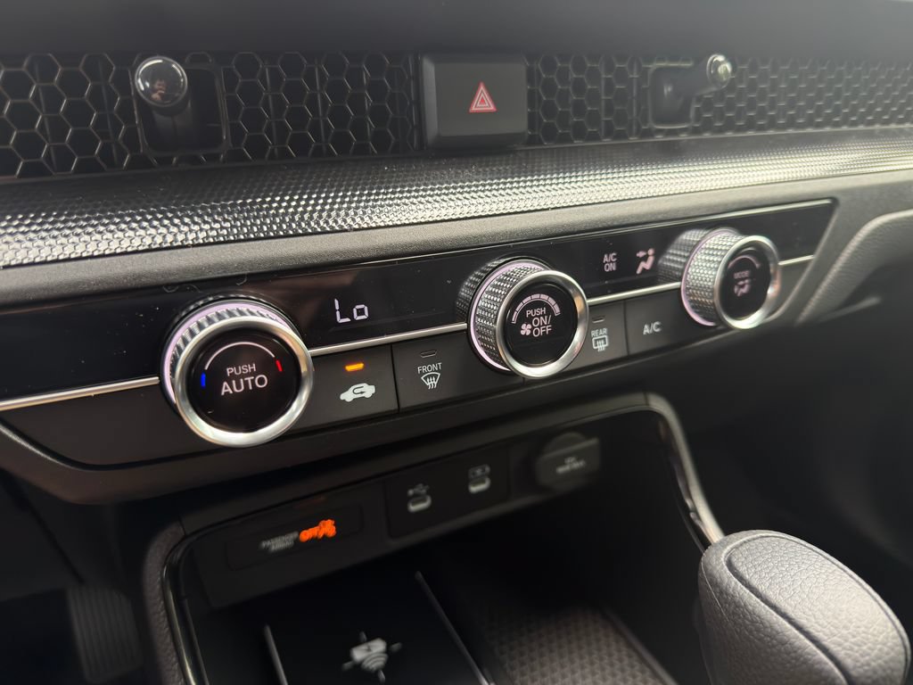 Used 2027 Honda CR-V LX image 30